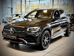 Grau Gebraucht 2021 Mercedes GLC300e AMG SUV | 36.290 € (Fairer Preis)