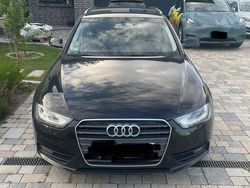 Schwarz Gebraucht 2013 Audi A4 Ambition Kombi | 9.000 € (Fairer Preis)