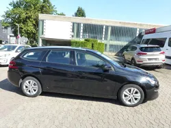 Schwarz Gebraucht 2017 Peugeot 308 Active Kombi | 6.998 € (Superpreis)