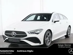 Weiß Gebraucht 2024 Mercedes CLA220 Shooting Brake AMG Kombi | 35.770 € (Fairer Preis)