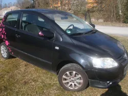 Schwarz Gebraucht 2007 VW Fox Basis Kleinwagen | 1.590 € (Fairer Preis)