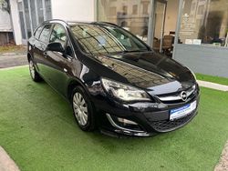 Schwarz Gebraucht 2013 Opel Astra Kombi | 7.999 € (Fairer Preis)