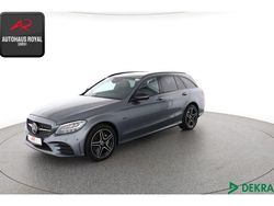Grau (metallic) Gebraucht 2021 Mercedes C300e AMG Kombi | 24.880 € (Guter Preis)