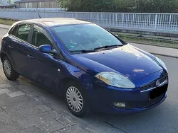 Blau Gebraucht 2009 Fiat Bravo Kleinwagen | 1.100 € (Fairer Preis)