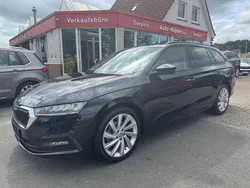 Schwarz Gebraucht 2021 Skoda Octavia Ambition Kombi | 16.500 € (Guter Preis)