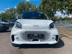 Weiß Gebraucht 2023 Smart ForTwo Electric Drive Passion Exclusive Cabrio | 12.900 € (Superpreis)
