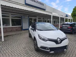 Weiss qnc+schwarz gne Gebraucht 2016 Renault Captur Crossborder SUV | 12.290 € (Fairer Preis)