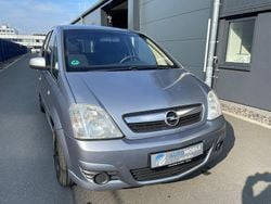 Silber Gebraucht 2006 Opel Meriva Edition Van / Kleinbus | 2.990 € (Fairer Preis)