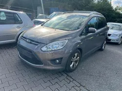 Braun Gebraucht 2013 Ford Grand C-Max Champions Edition Van / Kleinbus | 2.200 €