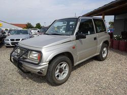 Grau Gebraucht 2005 Suzuki Vitara SUV | 2.500 €