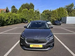 Graphitegrau Gebraucht 2024 Skoda Fabia Selection Limousine | 19.390 € (Guter Preis)
