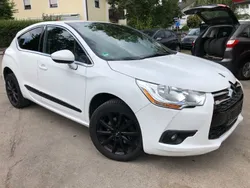 Weiß Gebraucht 2014 Citroën DS4 So Chic Kleinwagen | 5.200 € (Etwas zu teuer)