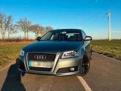 Grau Gebraucht 2009 Audi A3 Sportback Kleinwagen | 6.000 € (Guter Preis)