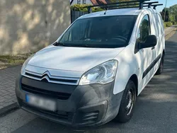 Weiß Gebraucht 2016 Citroën Berlingo Proline Van / Kleinbus | 6.700 € (Guter Preis)