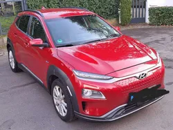 Rot Gebraucht 2020 Hyundai Kona Style SUV | 15.900 € (Fairer Preis)