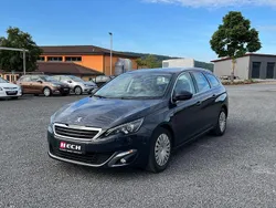 Grau Gebraucht 2016 Peugeot 308 Allure Kombi | 3.890 € (Teuer)