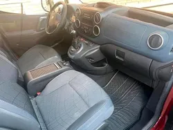 Rot Gebraucht 2009 Peugeot Partner Van / Kleinbus | 5.500 €