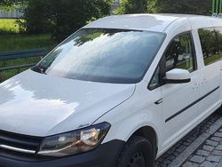 Weiß Gebraucht 2015 VW Caddy Maxi Van / Kleinbus | 14.000 €