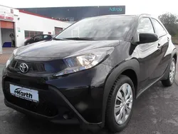Black mica / ink Neu 2024 Toyota Aygo Kleinwagen | 16.990 €