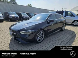 Lack kosmosschwarz (metallic) Gebraucht 2024 Mercedes CLA200 AMG Kombi | 33.449 € (Fairer Preis)