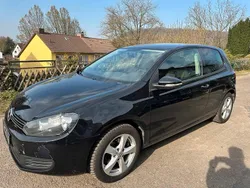 Schwarz Gebraucht 2009 VW Golf VI Trendline Kleinwagen | 3.900 € (Fairer Preis)