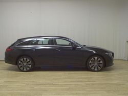 Schwarz Gebraucht 2021 Mercedes CLA220 Shooting Brake Progressive Kombi | 20.480 € (Guter Preis)