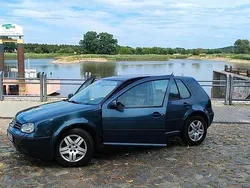 Andere außenfarben Gebraucht 2002 VW Golf IV Kleinwagen | 1.800 € (Guter Preis)