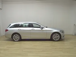 Grau Gebraucht 2019 Mercedes C200 Avantgarde Kombi | 18.480 € (Superpreis)
