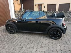 Schwarz Gebraucht 2015 Mini ONE Kleinwagen | 10.499 € (Fairer Preis)