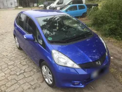 Blau Gebraucht 2015 Honda Jazz Comfort Plus Kleinwagen | 8.599 €