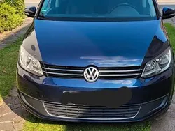 Blau Gebraucht 2010 VW Touran Comfortline Van / Kleinbus | 5.700 € (Fairer Preis)