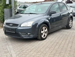 Grau Gebraucht 2007 Ford Focus Style Limousine | 1.499 € (Guter Preis)