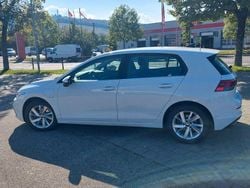 Weiß Gebraucht 2021 VW Golf VIII Style Limousine | 19.499 € (Guter Preis)
