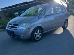 Silber Gebraucht 2005 Opel Meriva Cosmo Van / Kleinbus | 1.500 € (Guter Preis)