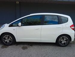 Weiß Gebraucht 2015 Honda Jazz Trend Kleinwagen | 6.899 € (Guter Preis)