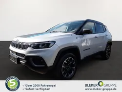 Glacier silver/schwa Gebraucht 2022 Jeep Compass Trailhawk SUV | 26.180 € (Fairer Preis)