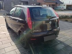 Schwarz Gebraucht 2004 Fiat Punto Active Limousine | 1.000 € (Fairer Preis)