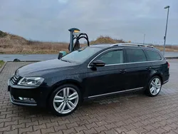 Schwarz Gebraucht 2012 VW Passat Sport Kombi | 10.000 € (Teuer)