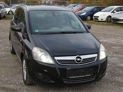 Schwarz Gebraucht 2010 Opel Zafira Innovation Van / Kleinbus | 2.990 € (Guter Preis)
