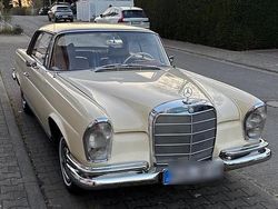 Beige Gebraucht 1962 Mercedes W111 Coupé | 29.999 €