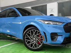 Blau Gebraucht 2022 Ford Mustang Mach-E GT SUV | 39.950 € (Superpreis)