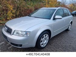 Silber Gebraucht 2004 Audi A4 Kombi | 6.970 €
