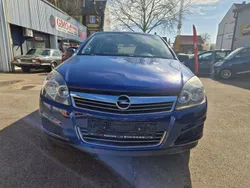 Blau Gebraucht 2009 Opel Astra Basis Kleinwagen | 2.870 € (Fairer Preis)