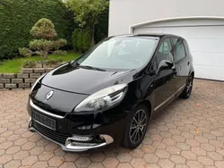 Schwarz Gebraucht 2012 Renault Scénic III Bose Edition Van / Kleinbus | 8.950 € (Fairer Preis)