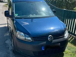 Blau Gebraucht 2014 VW Caddy Trendline Van / Kleinbus | 9.999 € (Etwas zu teuer)