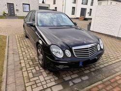 Schwarz Gebraucht 2007 Mercedes E200 Avantgarde Limousine | 5.500 € (Guter Preis)