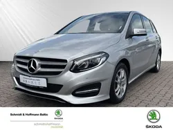 Silber Gebraucht 2018 Mercedes B180 Urban Van / Kleinbus | 15.980 € (Guter Preis)