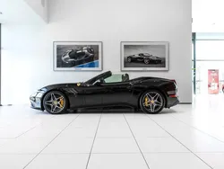 Schwarz Gebraucht 2015 Ferrari California Cabrio | 137.900 € (Fairer Preis)