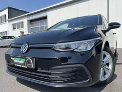 Schwarz Gebraucht 2021 VW Golf VIII Life Kombi | 19.460 € (Guter Preis)