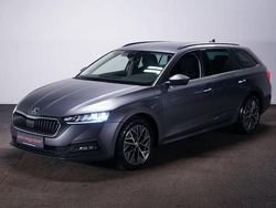 Grey metallic Gebraucht 2022 Skoda Octavia Tour Kombi | 25.447 € (Fairer Preis)
